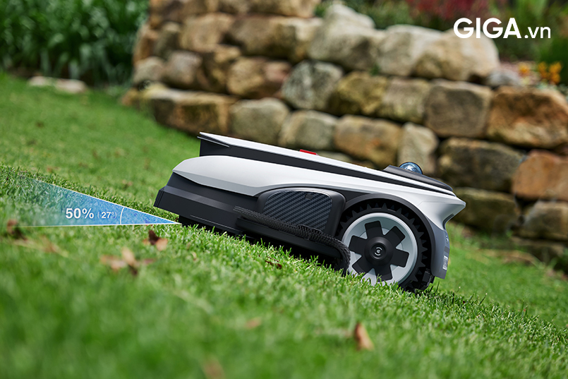 robot cắt cỏ Ecovacs GOAT A2000 LiDAR PRO khả năng leo dốc linh hoạt